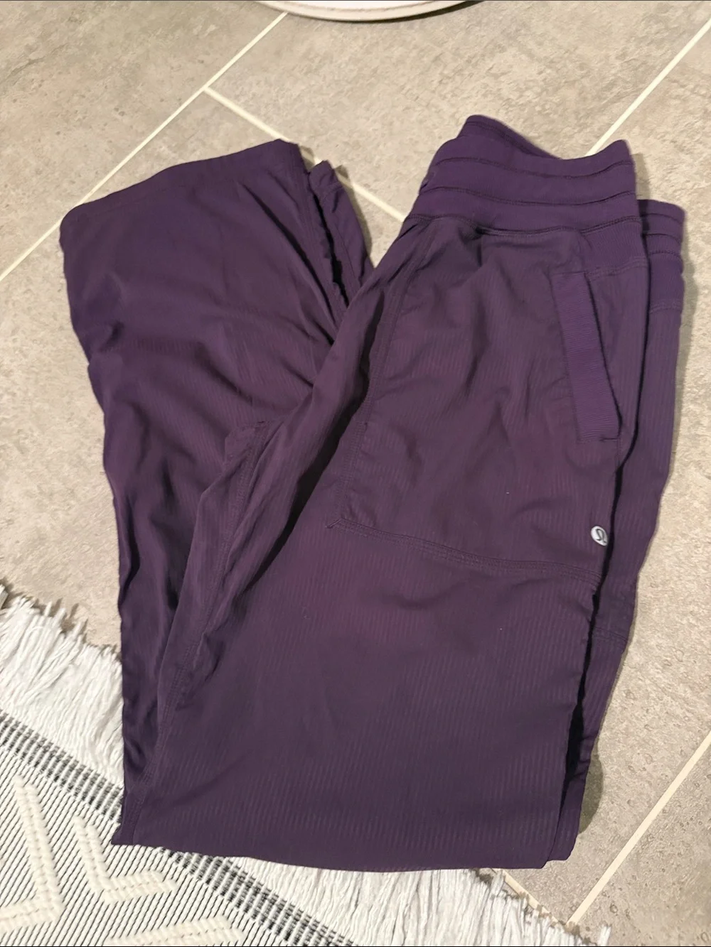 Lululemon Dance Studio Pants Sz 6 Deep Purple